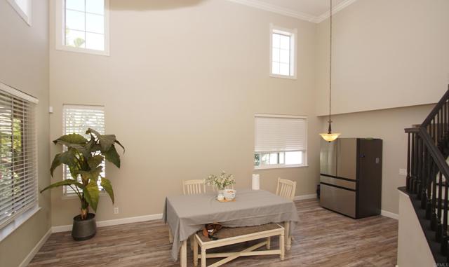 42944 Calle Reva, Temecula CA: https://media.crmls.org/mediaz/06a46775-850e-4a12-a031-93207af4f16a.jpg