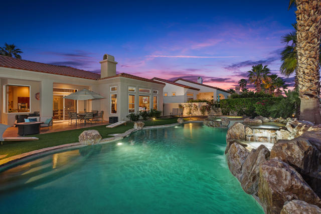 81655 Brown Deer, La Quinta CA: https://media.crmls.org/mediaz/06a558bd-f7c0-48d0-aba4-9bda7424eb13.jpg