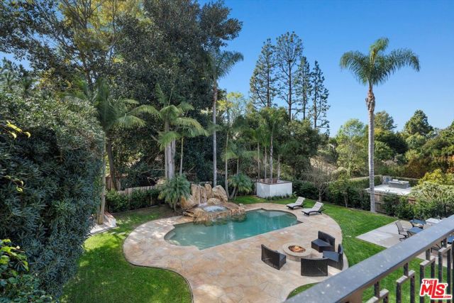 1325 Via Gabriel, Palos Verdes Estates, California 90274, 6 Bedrooms Bedrooms, ,8 BathroomsBathrooms,Residential,For Sale,Via Gabriel,25599111