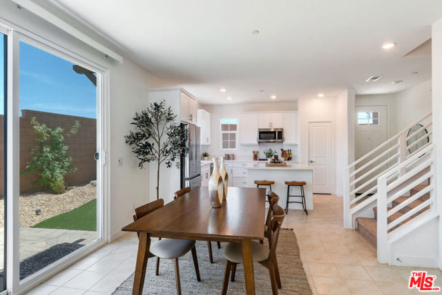 41551 Stanford Road, Palm Desert CA: https://media.crmls.org/mediaz/06a674cd-de88-4968-8e79-87c24844e11e.jpg