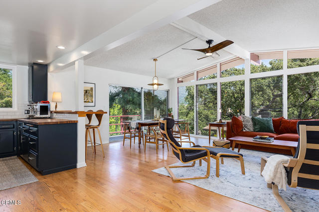 304 Mesa Lila Road, Glendale CA: https://media.crmls.org/mediaz/06a68e80-ebe6-4492-bb09-34ea929fd912.jpg