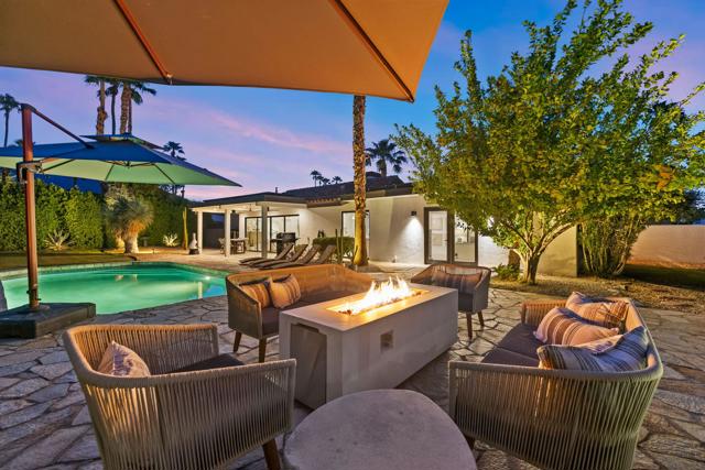 1055 E Louise Drive, Palm Springs, CA 92262