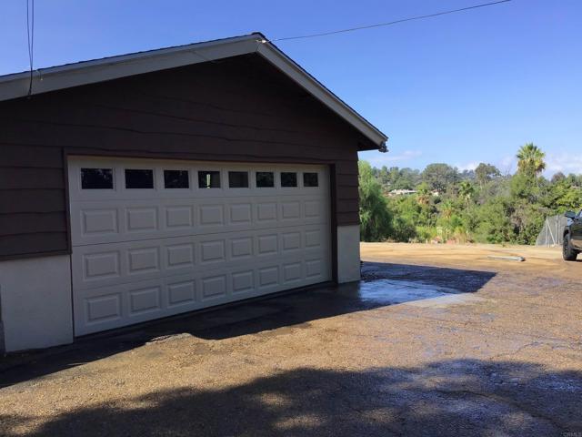 Detail Gallery Image 34 of 46 For 10979 Skywood Dr, El Cajon,  CA 92020 - 4 Beds | 2 Baths