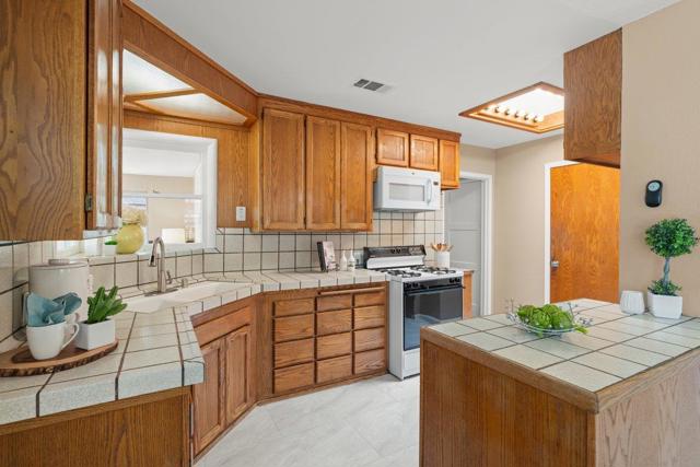 15147 Charmeran Avenue, San Jose CA: https://media.crmls.org/mediaz/06a9f965-47ad-4e3c-9efd-da14383e8527.jpg