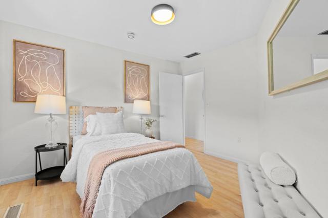 16451 Wood Acres Road, Los Gatos CA: https://media.crmls.org/mediaz/06aa0fed-6642-4779-bc39-f250ef9c4685.jpg