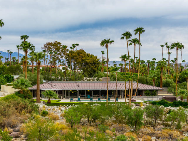 855 W Coronado Avenue, Palm Springs, CA 92262