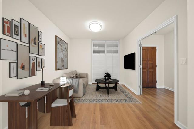 555 Laurel Avenue, San Mateo CA: https://media.crmls.org/mediaz/06aa60db-db52-4b39-a058-9cf40dfed519.jpg
