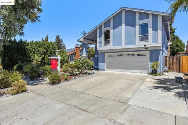 4943 Rice DR, San Jose CA: https://media.crmls.org/mediaz/06aa7ac5-5335-41fa-8fcd-4ad62d4f4662.jpg