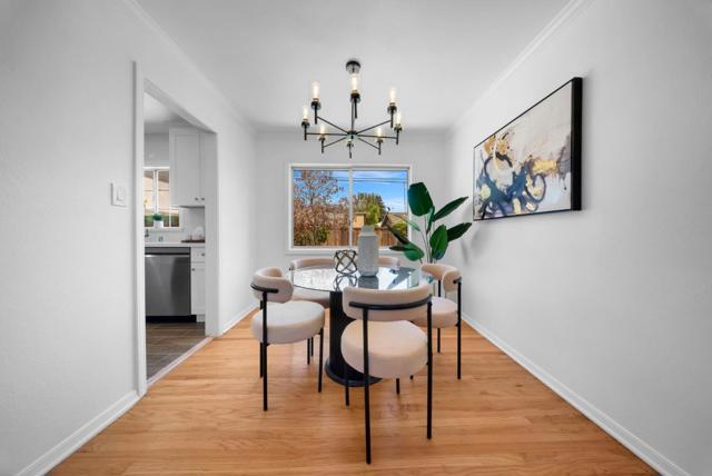 180 Coventry Drive, Campbell CA: https://media.crmls.org/mediaz/06ab15b8-3ff4-4780-8ff9-2dfd5cdc8707.jpg