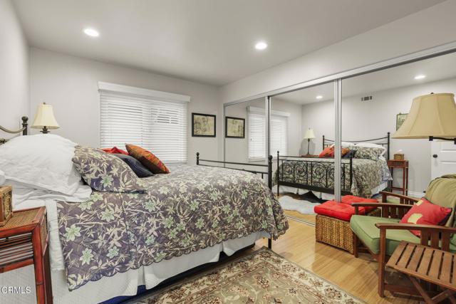 2666 Bayshore Avenue, Ventura CA: https://media.crmls.org/mediaz/06ab2ab6-9bbd-441d-94e4-78f520c6c82a.jpg