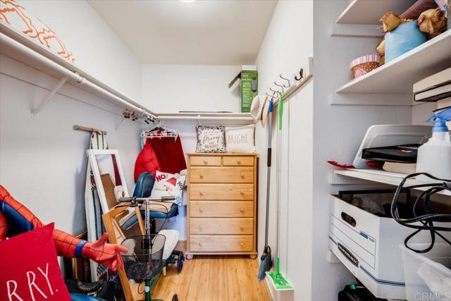 Detail Gallery Image 29 of 55 For 9068 Ellingham St, San Diego,  CA 92129 - 4 Beds | 3 Baths