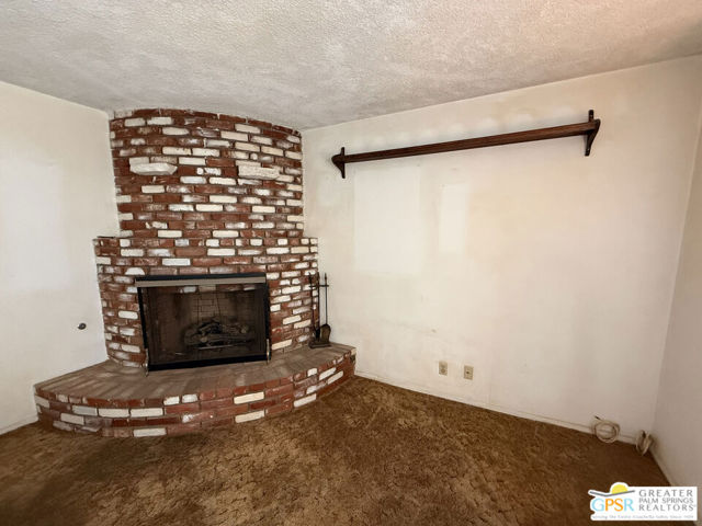 4669 California Avenue, Norco CA: https://media.crmls.org/mediaz/06aba7fd-06ff-4baa-80f3-78e42bec6a1e.jpg