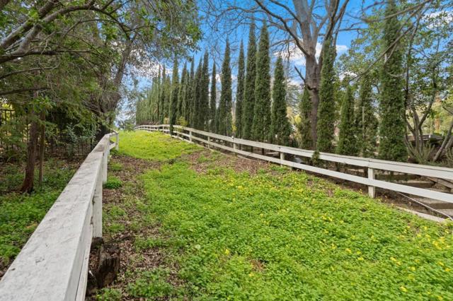15393 Via Caballero, Monte Sereno CA: https://media.crmls.org/mediaz/06acdf5d-a1f6-48b4-afab-99028c3d8d34.jpg