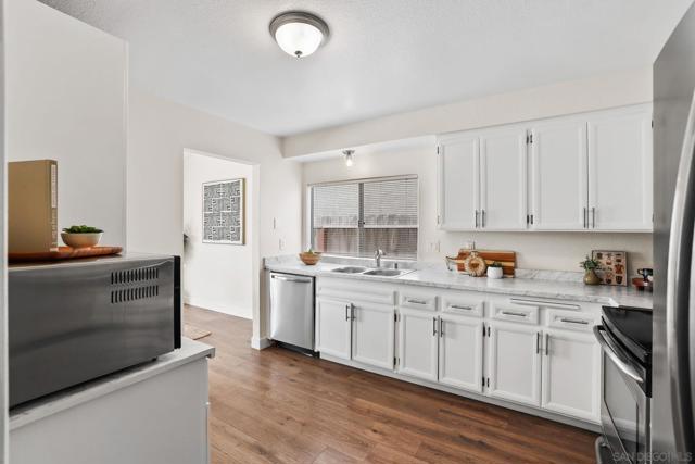 3663 Forest Road, Oceanside CA: https://media.crmls.org/mediaz/06af7524-8727-48b1-849c-a7070ffdc59c.jpg