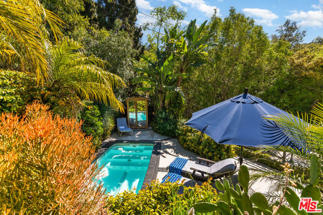 Lush Private Backyard Paradise