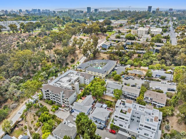 3420 30 Wilshire Terrace, San Diego CA: https://media.crmls.org/mediaz/06b06463-b9e6-4d87-88ed-ed8045a1aa64.jpg
