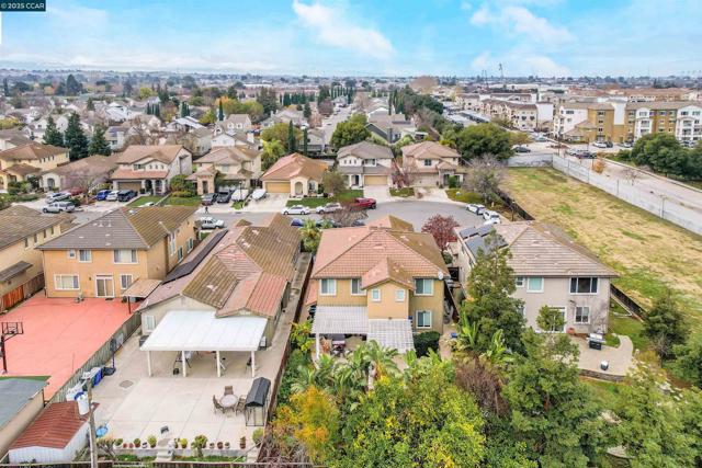 115 Montevino Ct, Oakley CA: https://media.crmls.org/mediaz/06b15e8e-917d-492b-b5a0-e70635690a63.jpg