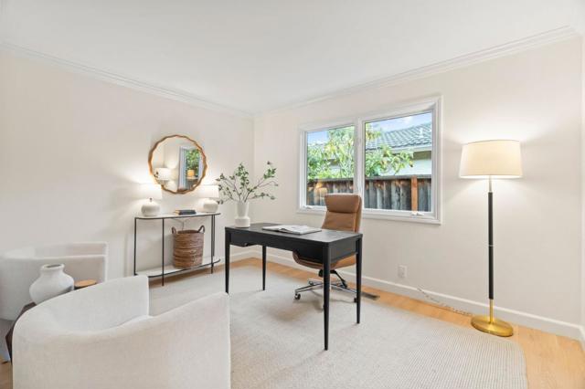 2619 Lindentree Lane, Santa Clara CA: https://media.crmls.org/mediaz/06b185ad-7ba5-4dd9-838a-53bca0be9fba.jpg