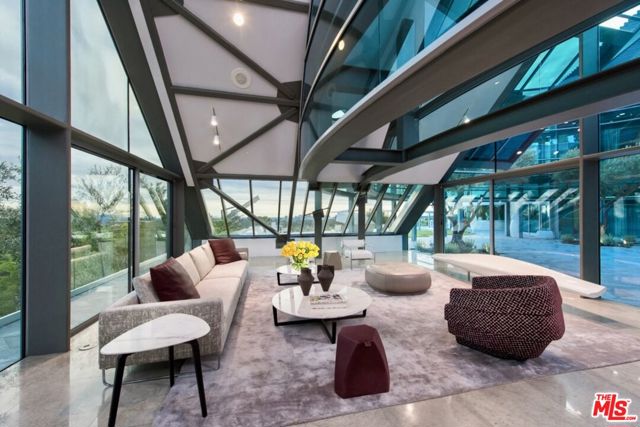 1169 Loma Linda Drive, Beverly Hills CA: https://media.crmls.org/mediaz/06b23114-e745-44a5-9781-efb934b60703.jpg