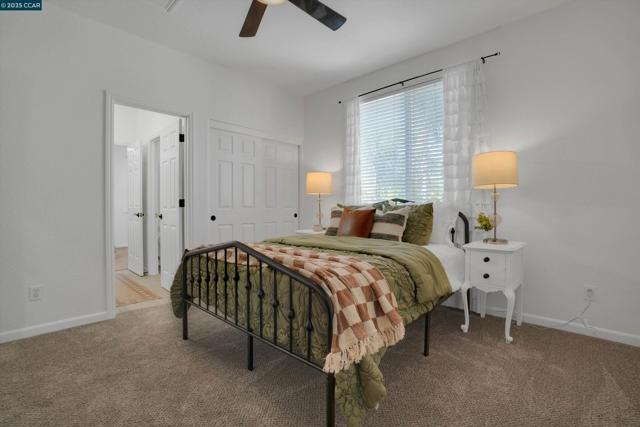 2856 Gardenside Ct, Brentwood CA: https://media.crmls.org/mediaz/06b234b8-5273-4ecf-a704-faa54fabe73b.jpg