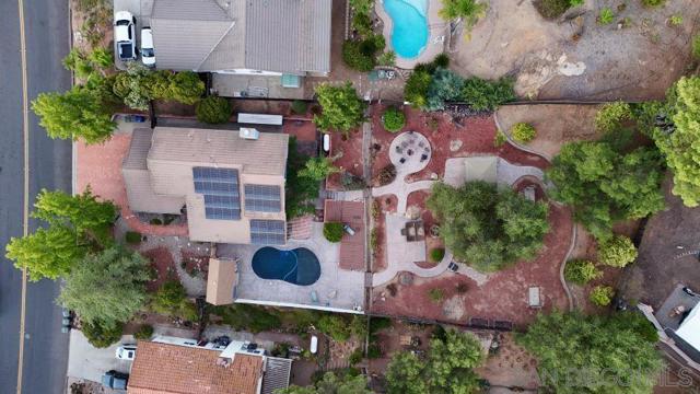 23459 Barona Mesa Rd, Ramona CA: https://media.crmls.org/mediaz/06b2aafc-0dcd-46ba-b68f-711feb152a5d.jpg