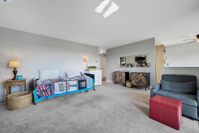 21083 Gary Dr, Hayward CA: https://media.crmls.org/mediaz/06b347e7-ebaf-4267-9b04-aa7c99d61c60.jpg