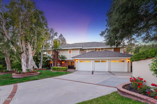 5320 Long Shadow Court, Westlake Village CA: https://media.crmls.org/mediaz/06b4b4ac-2bc8-43ec-9a99-6dc1b6ea4425.jpg