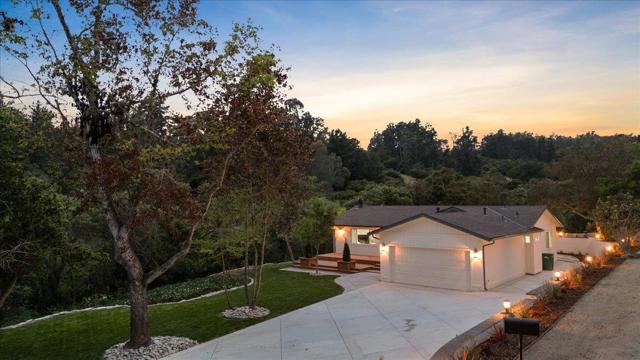 7183 Tustin Road, Salinas CA: https://media.crmls.org/mediaz/06b52ec7-7f53-4b3a-90d1-2b6a759ff4c6.jpg