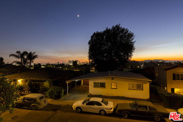 1226 Stone Street, Los Angeles CA: https://media.crmls.org/mediaz/06b61c74-2806-42bf-848a-8936beaabc1c.jpg