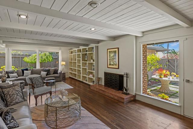3483 Ocean Avenue, Carmel CA: https://media.crmls.org/mediaz/06b66ba8-de10-4e3b-baf5-bf6f9293470a.jpg