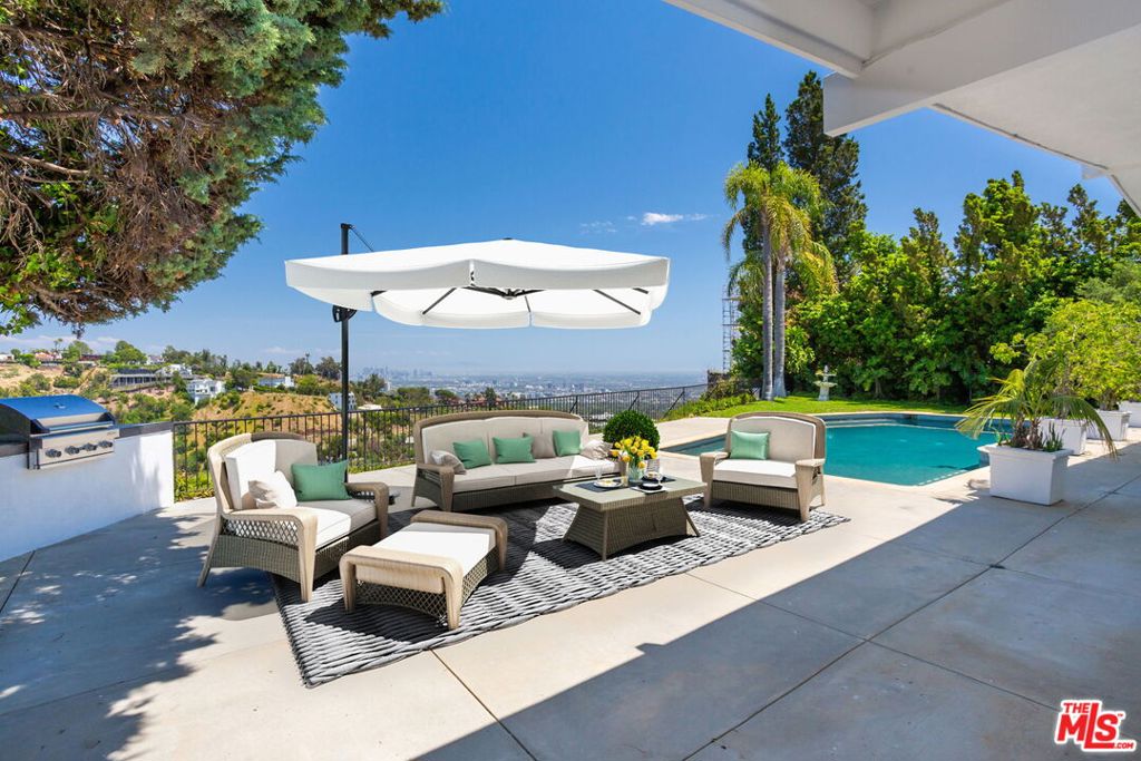 1622 Tower Grove Drive