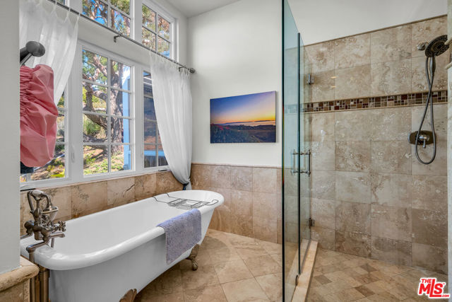 30963 Via La Cresta, Rancho Palos Verdes, California 90275, 4 Bedrooms Bedrooms, ,4 BathroomsBathrooms,Residential,Sold,Via La Cresta,25505459
