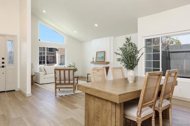 11323 Trebol St, San Diego CA: https://media.crmls.org/mediaz/06bae2ff-0374-4d23-8af3-85114740898d.jpg