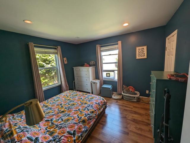 3039 Andrade Avenue, Richmond CA: https://media.crmls.org/mediaz/06baff44-c4e2-4349-a508-52f704282809.jpg