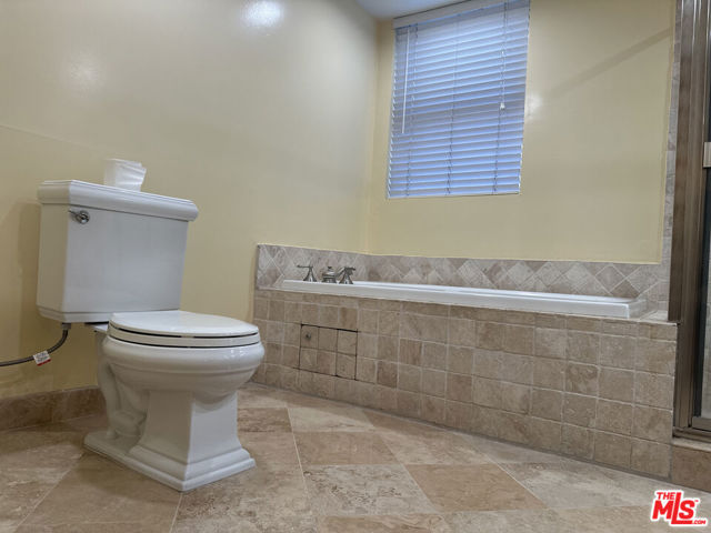 122 N Clark Drive, West Hollywood CA: https://media.crmls.org/mediaz/06bb8a7f-0bdb-4a83-a77f-6ab12ba313f5.jpg