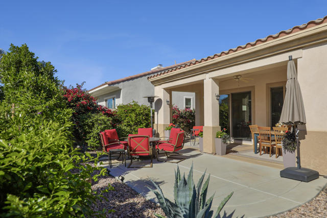 81025 Avenida Lorena, Indio CA: https://media.crmls.org/mediaz/06bd075d-0804-46c2-b90d-a6c729eeeef8.jpg