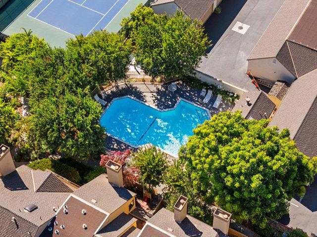 1892 Huxley Court, San Jose, California 95125, 3 Bedrooms Bedrooms, ,2 BathroomsBathrooms,Condominium,For Sale,Huxley,ML82016979
