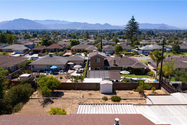 60 Natalie Way, Camarillo CA: https://media.crmls.org/mediaz/06bef397-b19a-4af4-a963-90e4bc1d32c8.jpg