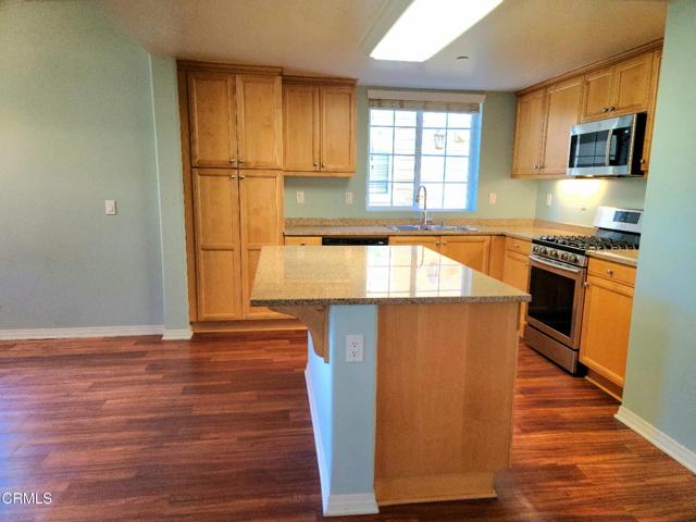 Detail Gallery Image 7 of 33 For 600 Flathead River St, Oxnard,  CA 93036 - 3 Beds | 2/1 Baths