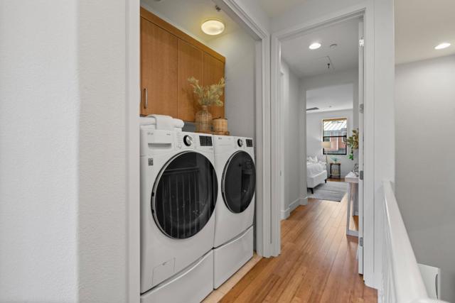 4206 Rickeys Way, Palo Alto CA: https://media.crmls.org/mediaz/06bf46b8-1a52-4f03-a244-6455cca0f084.jpg