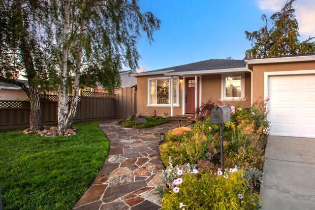2377 Manhattan Place, Santa Clara CA: https://media.crmls.org/mediaz/06bf5eb6-c209-4730-99ac-07e68e0c161a.jpg