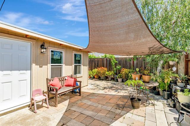 8180 Forest Street, Gilroy CA: https://media.crmls.org/mediaz/06bfc139-285f-437c-a9c7-cc2ace2d17a4.jpg