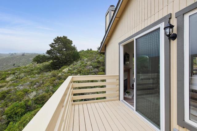 767 El Granada Boulevard, Half Moon Bay CA: https://media.crmls.org/mediaz/06bfe71c-4bf7-4515-844c-470653fc34f0.jpg