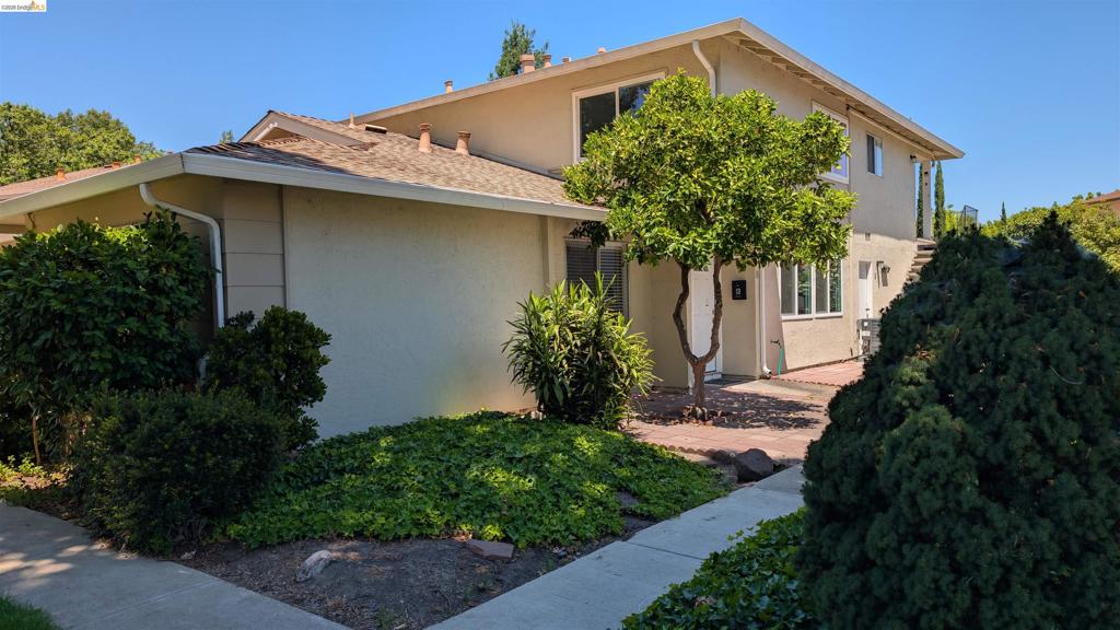 1387 Del Rio Cir #B