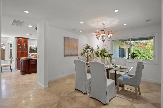 249 Montclair Road, Los Gatos CA: https://media.crmls.org/mediaz/06c0781e-c4a5-4277-89a7-cf10e832f43b.jpg