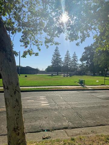 https://media.crmls.org/mediaz/06c19930-4d33-4e90-aa22-5c8e9011701c.jpg?preset=X-Large