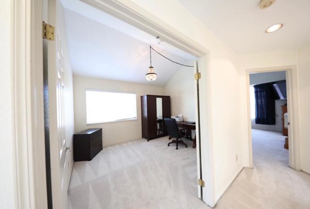 1243 De Cunha Court, Salinas CA: https://media.crmls.org/mediaz/06c2e703-b1d6-434c-9e0a-f80c4f750d1b.jpg