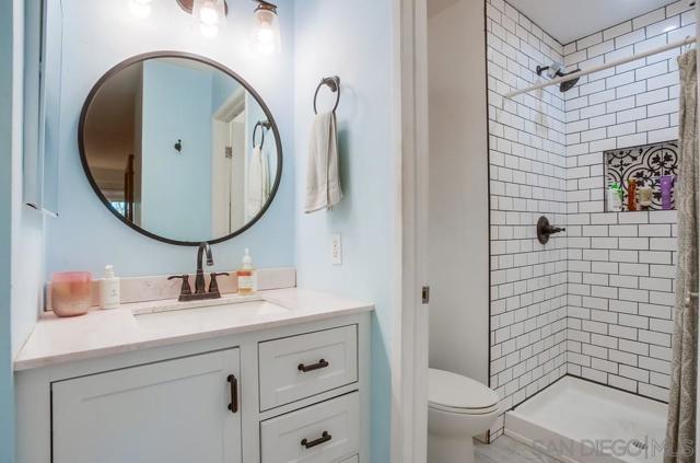 Image 24 of 44 For 4600 Lamont Street  212