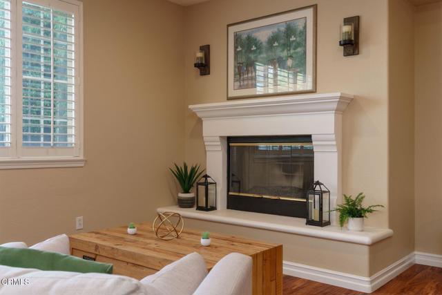 664 Corte Regalo, Camarillo CA: https://media.crmls.org/mediaz/06c3cd04-5603-468f-abda-9aab28d939c4.jpg
