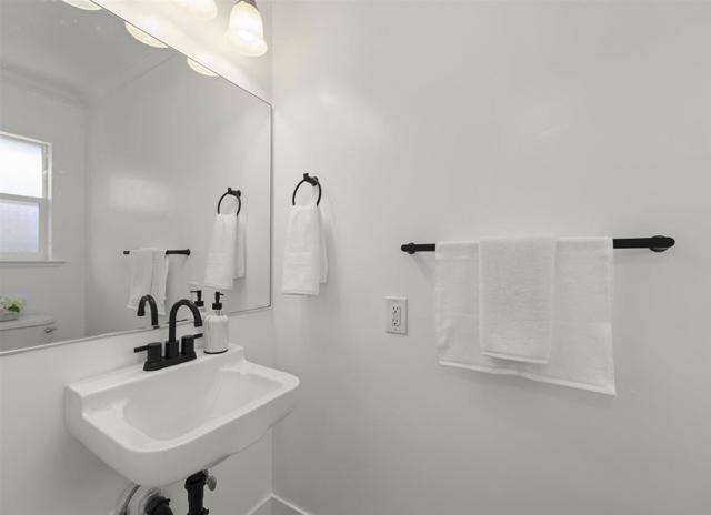 770 Gary Street, Gilroy CA: https://media.crmls.org/mediaz/06c3e5b0-7608-4166-a073-da45704d648b.jpg